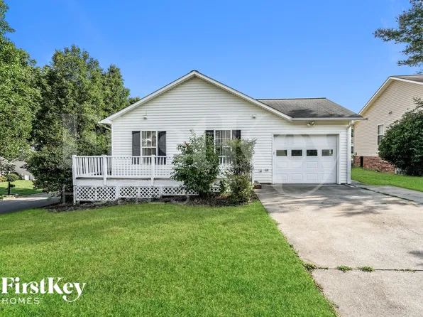 1800 Holly Crescent Ln, Winston Salem, NC 27127
