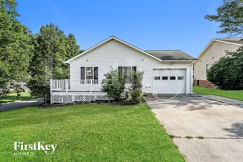 1800 Holly Crescent Ln Photo 1