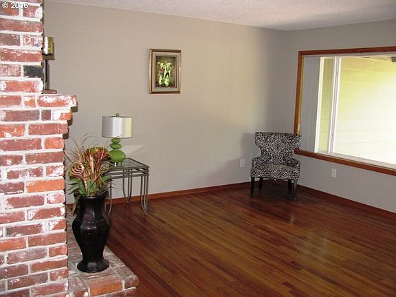4th image of 4708 NE 22nd Ave