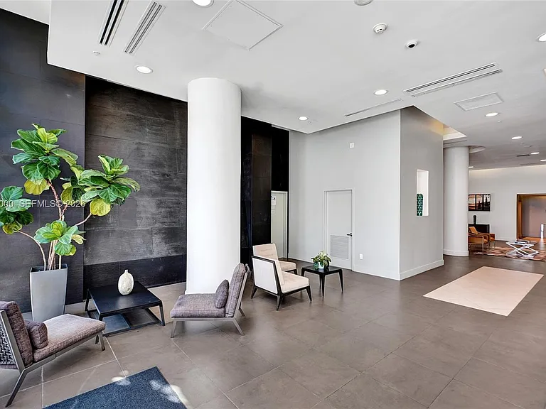 665 NE 25th St #2303 — Photo 29