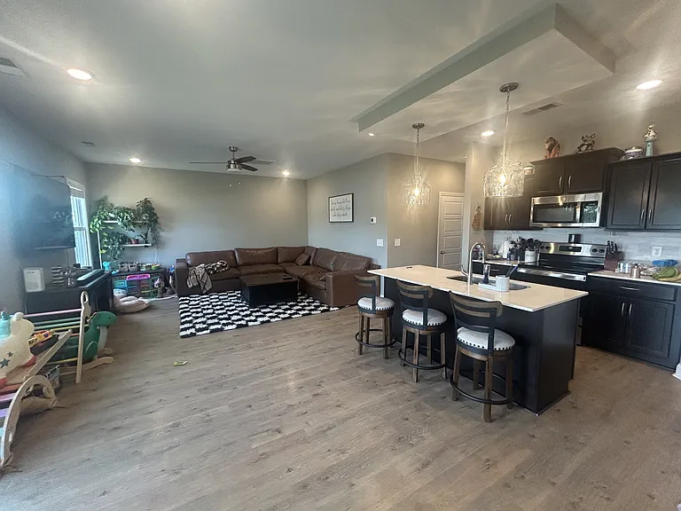 427 Mattingly Dr — Photo 6