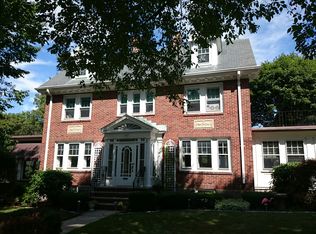 31 Houston St, West Roxbury, MA 02132