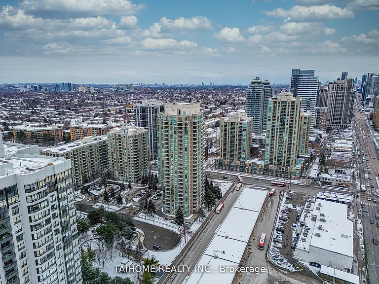 1 Pemberton Ave #702 — Photo 2