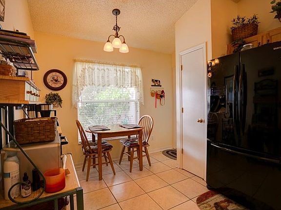 5th image of 2670 Winchester Cir