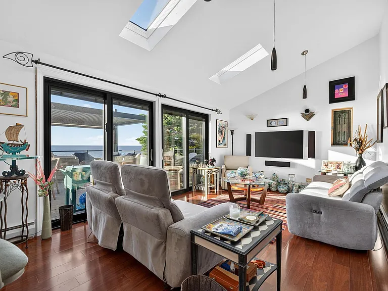 New Sliding Glass doors have built in adjustable blinds and screens. All floors downstairs are heated floors with a separate thermostat.