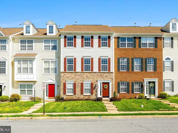 318 E Wainscot Dr, New Market, MD 21774