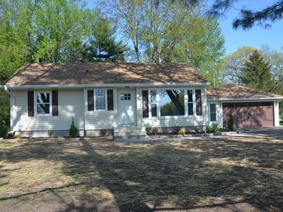 W346N5682 Lake Dr, Oconomowoc, WI, 53066