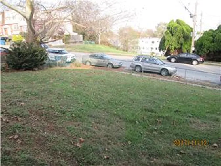 1601 Bonwood Rd — Photo 20
