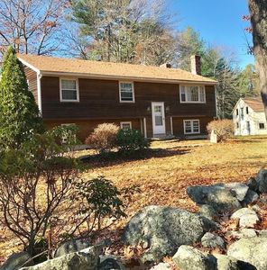 71 Johnson Rd, Uxbridge, MA, 01569