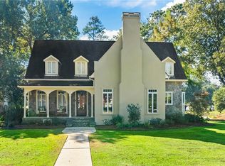 100 E Ruelle Dr, Mandeville, LA 70471