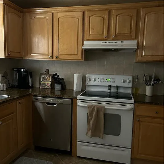 6150 Gulfport Blvd S #514 — Photo 8