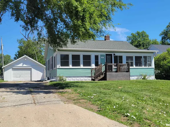 601 Pekin Ave, Creve Coeur, IL 61610