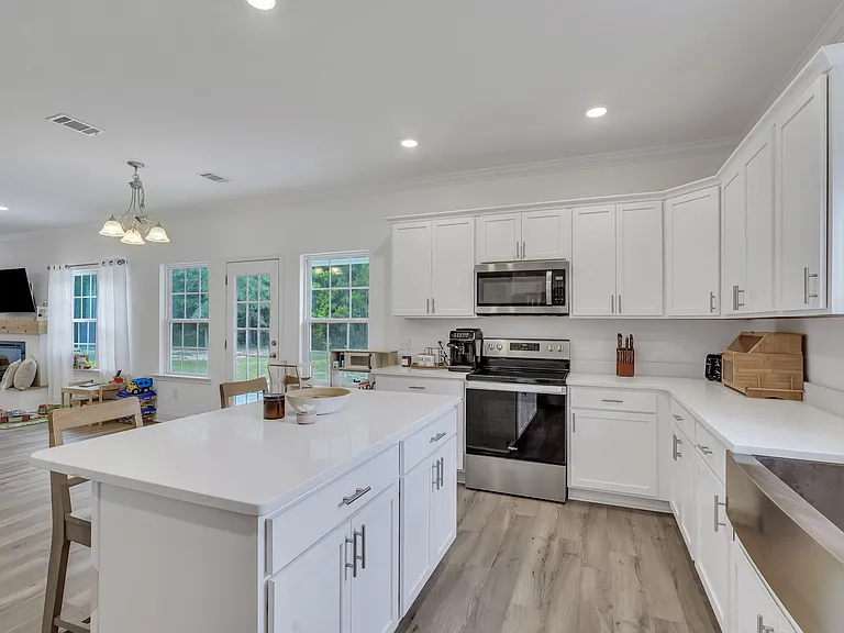 2560 Old Macon Darien Rd SE — Photo 16