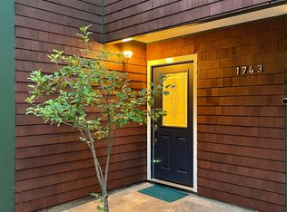 1743 Alma St, Palo Alto, CA 94301