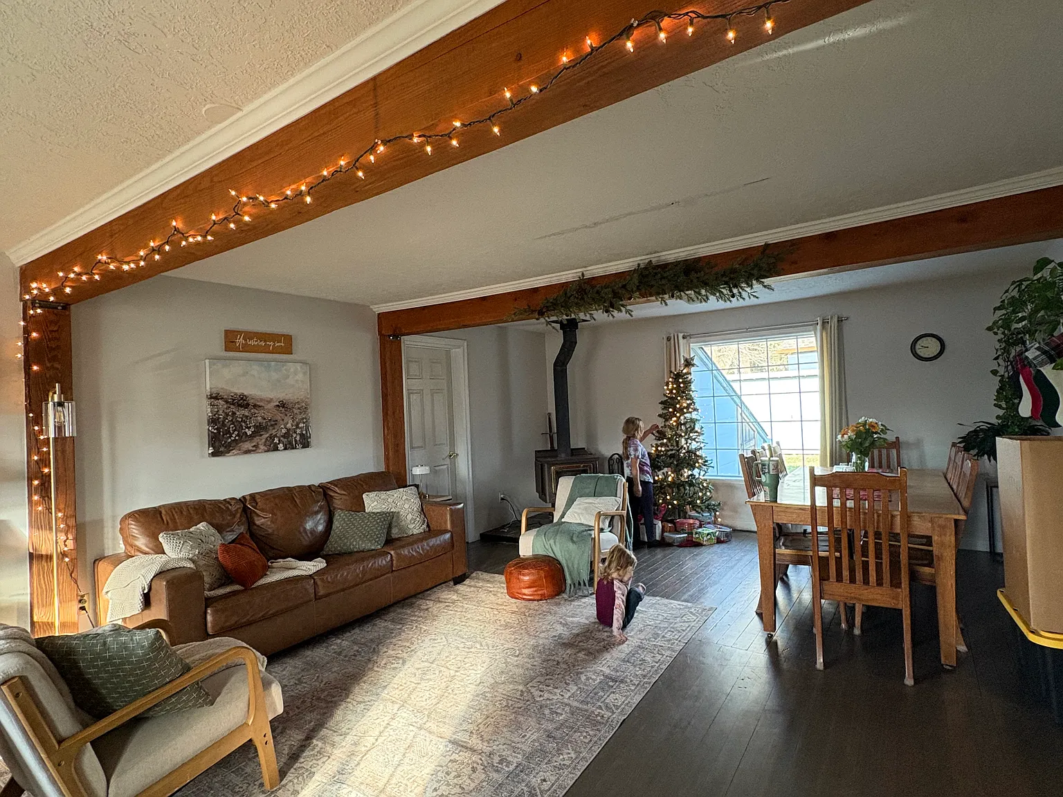 4 bed, 2048 sqft, $2,150 — Photo 4