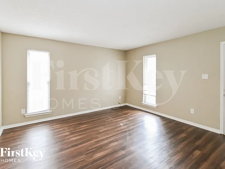 6630 Windflower Ln — Photo 2