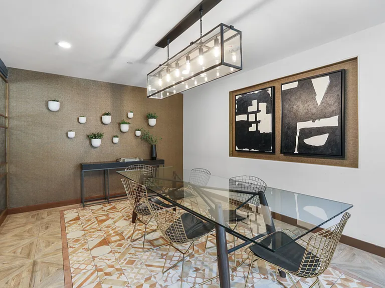 Trellis House — Photo 14