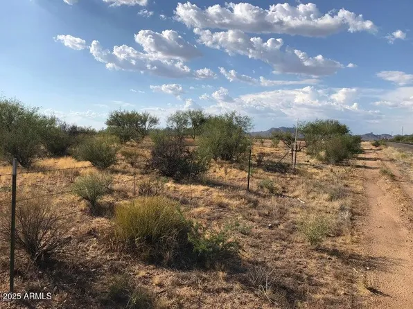 29670 S State Route 89 -- #-, Congress, AZ 85332