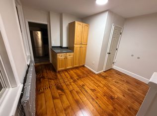 702 E Thompson St, Philadelphia, PA 19125