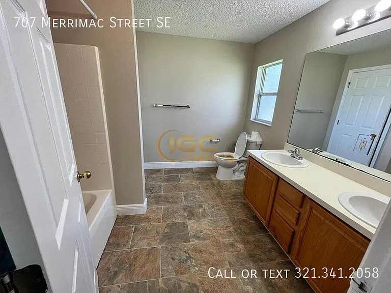 707 Merrimac St SE — Photo 15