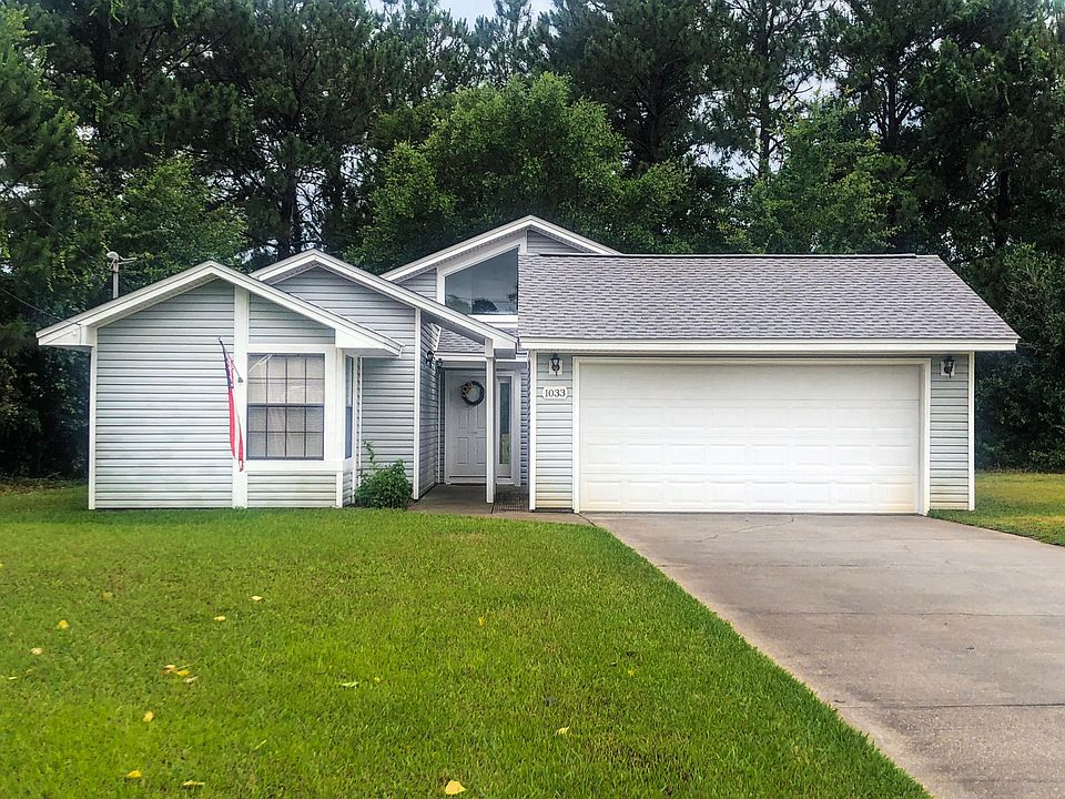 1st image of 1033 Quail Hollow Dr