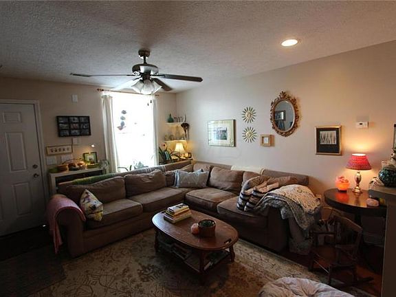 4th image of 288 Lost River Dr