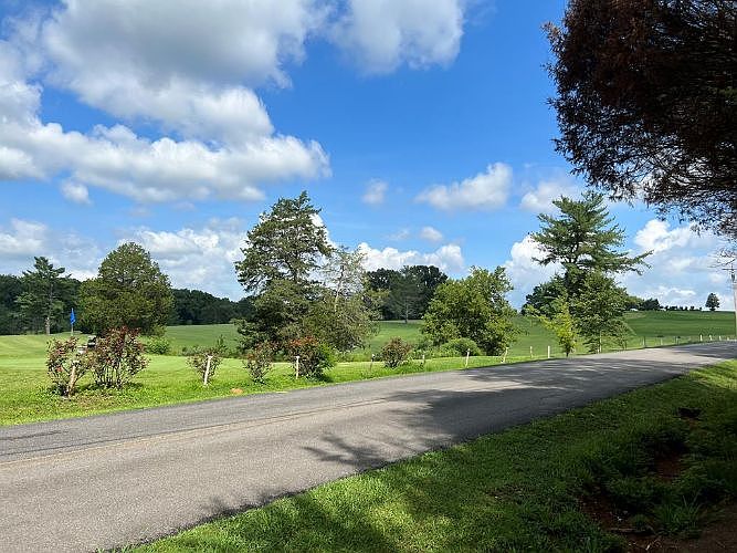 1st image of 1281 Golf Course Rd