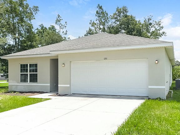 3rd image of 1201 Croydon Cir