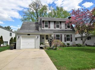 710 N Superior St, De Pere, WI 54115