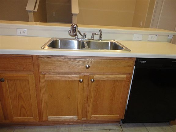 5th image of 2944 Lochcarron Dr