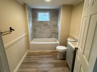 126 Washington Sq #2, Syracuse, NY 13208