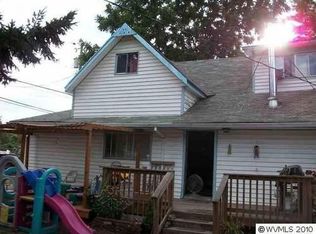 331 E Main St, Carlton, OR 97111