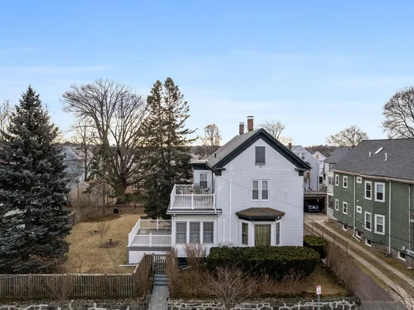 30 George St, Medford, MA 02155