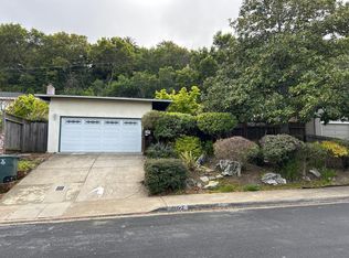 1202 Foothill St, Redwood City, CA
