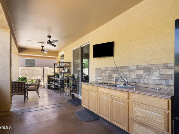 2482 W ARROYO Way, San Tan Valley, AZ 85144