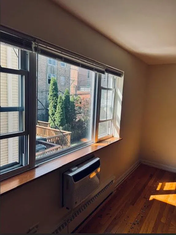 1 bed, 800 sqft, $1,750 — Photo 1