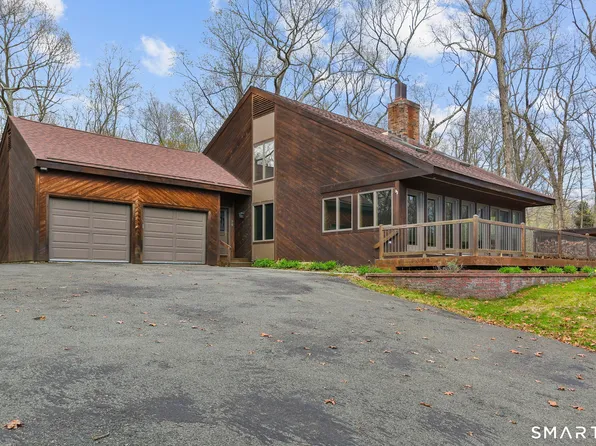 68 Tawney Drive, Bethany, CT 06524