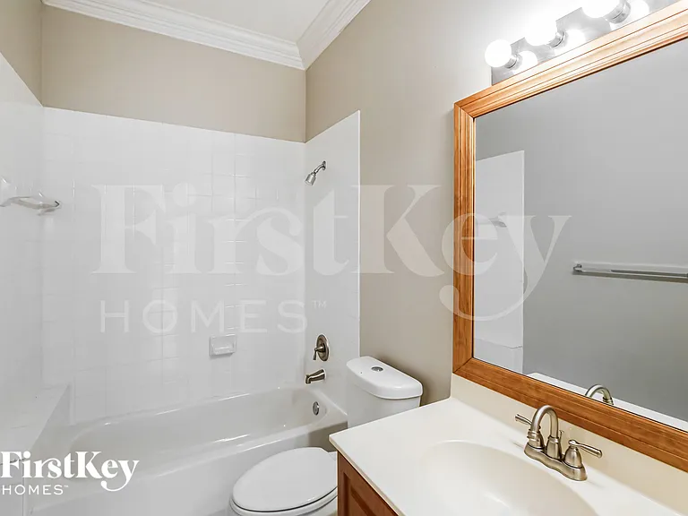 16324 SW 15th St — Photo 17