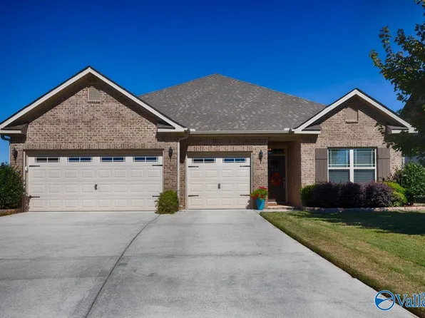 243 Iron Cir, Meridianville, AL 35759