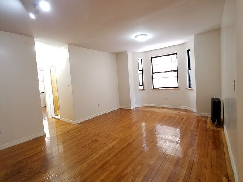 1st image of 715 W 172nd St APT 5