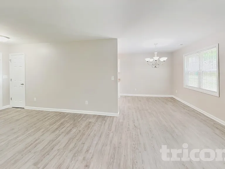345 Gray Ghost St — Photo 2