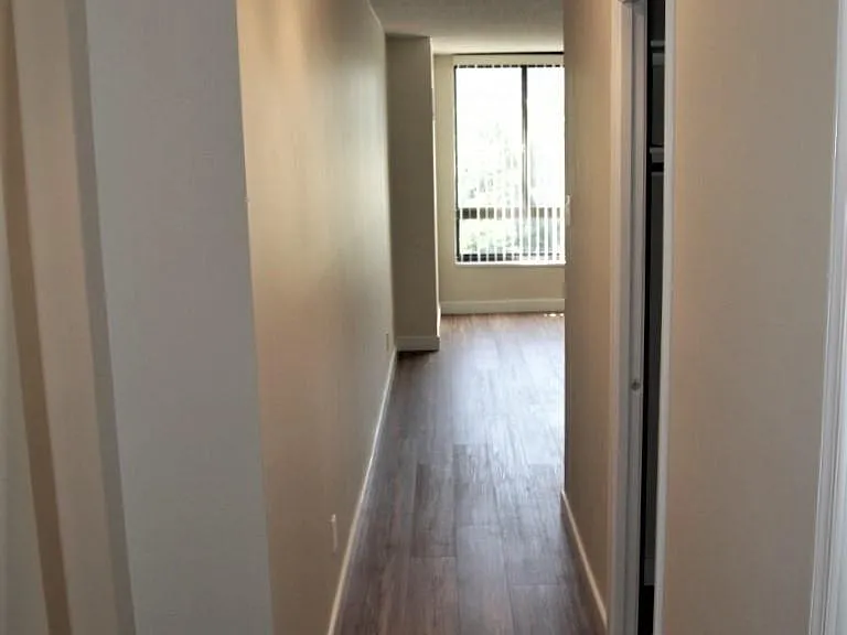 1800 Old Meadow Rd #806 — Photo 19