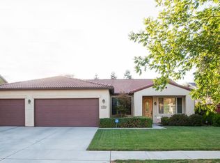2033 N Mae Carden Ct, Visalia, CA