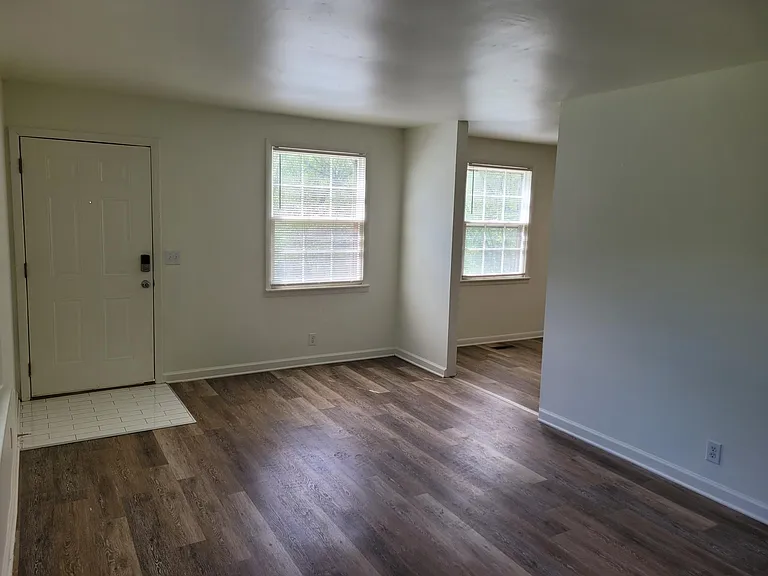2302 Dalebrook Ct — Photo 7