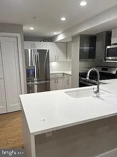 815 King St #3D — Photo 6