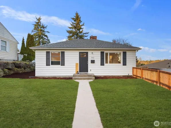 3112 SW 97th Street, Seattle, WA 98126