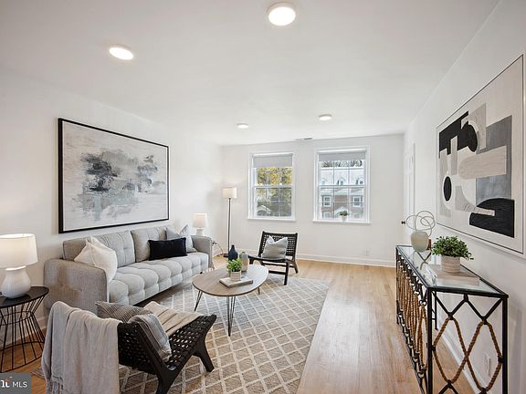 3rd image of 3347 S Stafford St APT B2