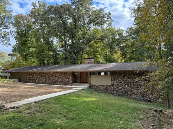 1590 Lee St, Batesville, AR 72501