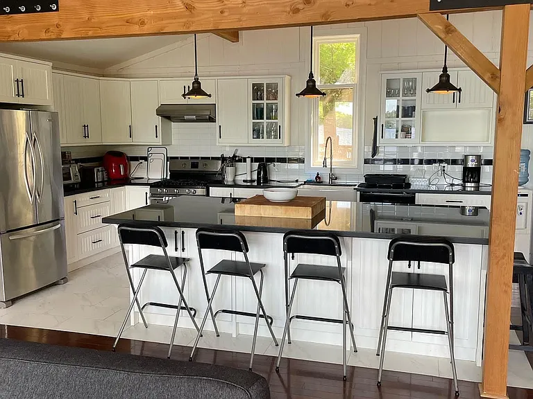 1127 Sunny Lake Rd — Photo 4