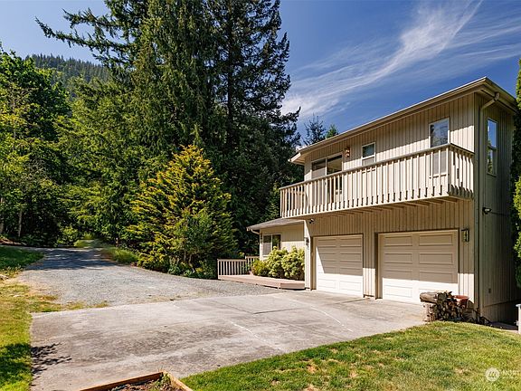 5th image of 3144 South Bay Vista Drive
